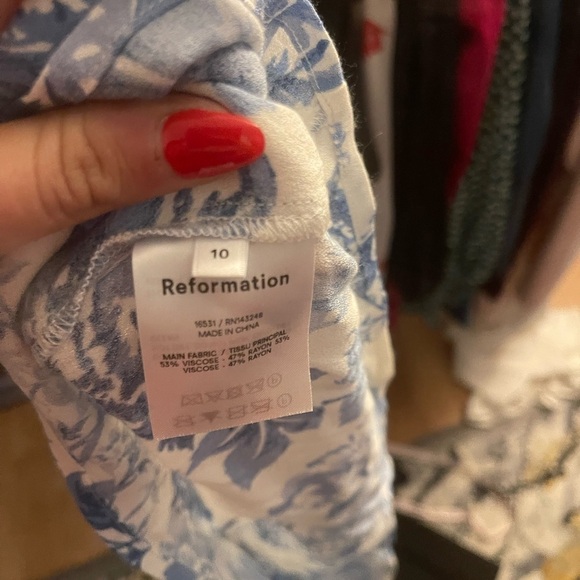 Reformation White and Blue Floral Dress - Picture 4 of 5